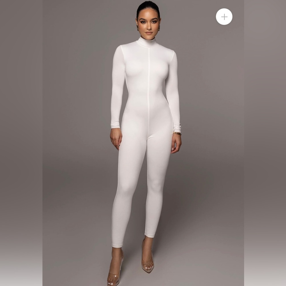 JLUXBASIX WHITE RAISA JUMPSUIT